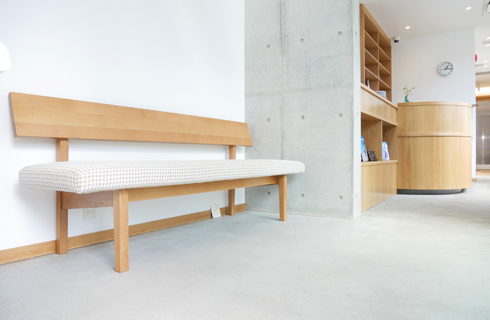 中央区梅光園・てる歯科口腔外科オフィス・待合室